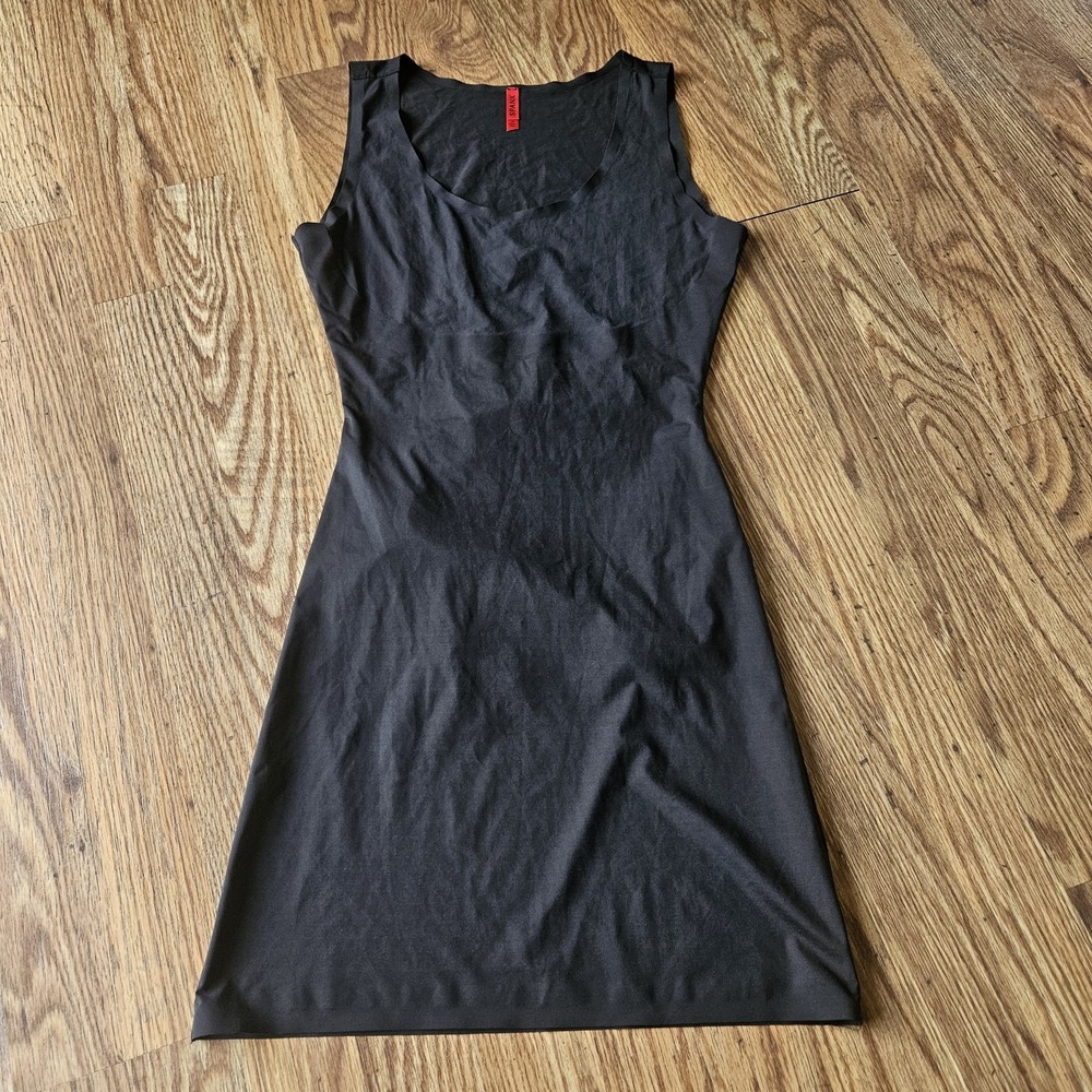 Spanx Womens Black Shapewear‎ Slip Round Neck Medium Firm Control Stretch